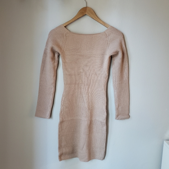 Sweetheart Neck Long Sleeve Knit Sweater Dress - Picture 8 of 9